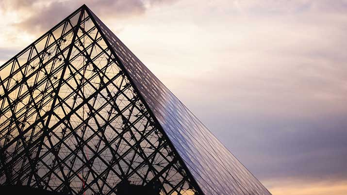 Visita el Louvre desde casa