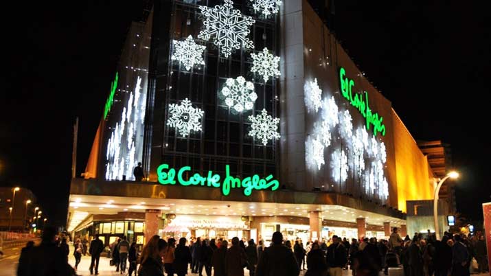 El Corte Inglés de Murcia enciende la Navidad