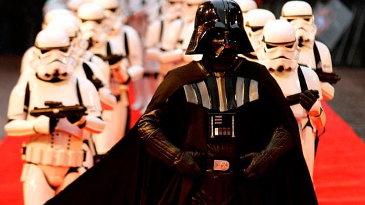 Las tropas imperiales con Darth Vader invaden Nueva Condomina